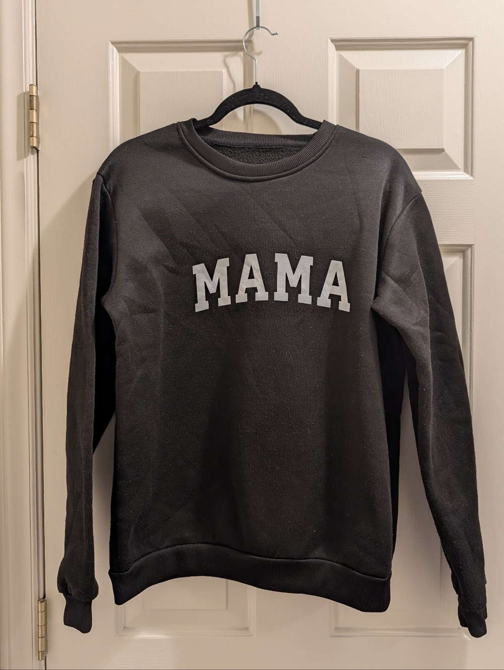 Mama Graphic Crewneck Sweatshirt - Black